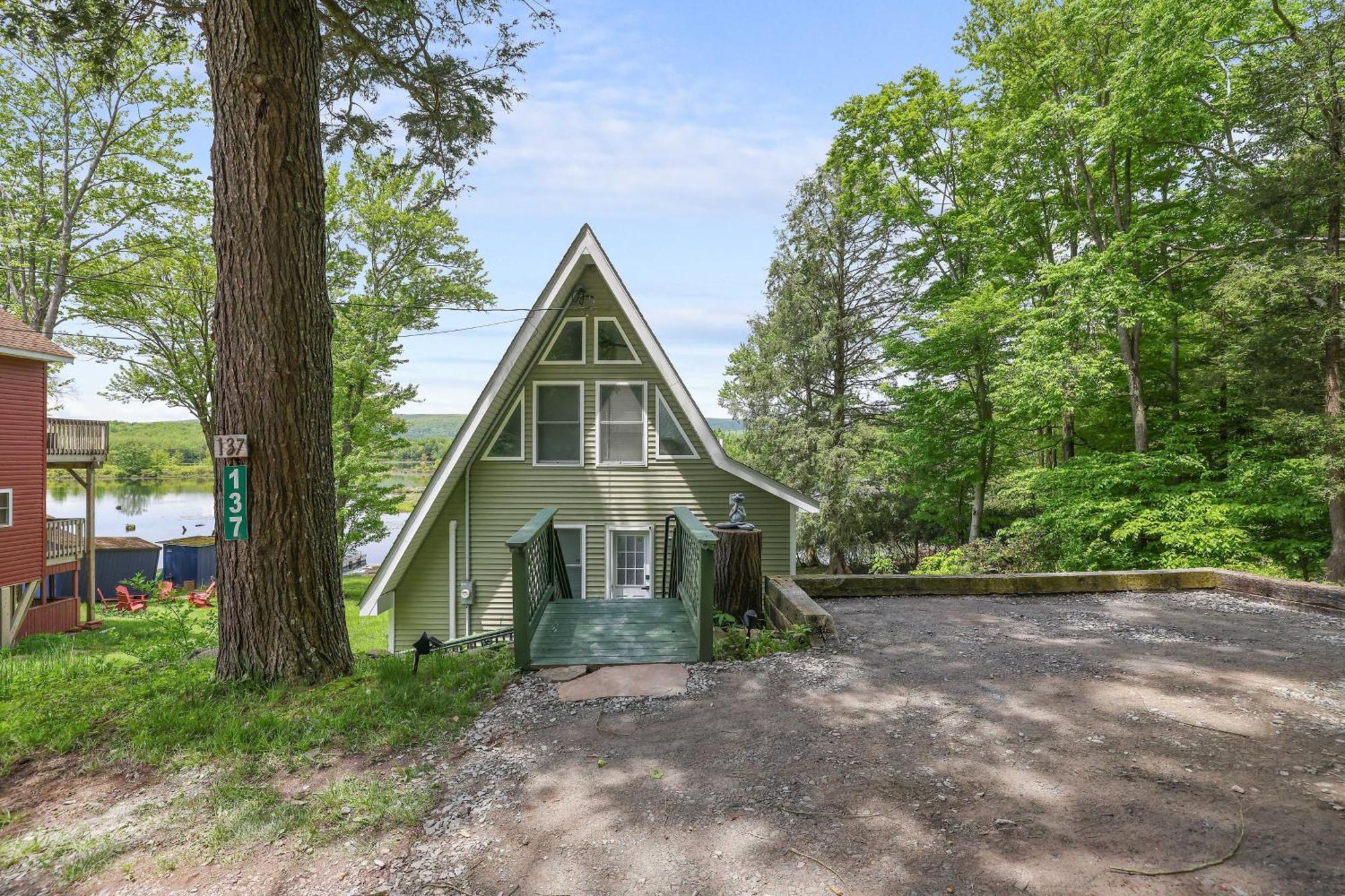 Lakefront A-Frame, Dock, Kayaks, Fire Place Lake Ariel 外观 照片